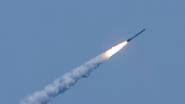 Ucraina sustine ca doua rachete trase de rusi au survolat Romania MApN nu confirma informatia Cea mai apropiata a trecut la 35 km de granita Update
