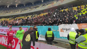 Fanii lui Dinamo nu au mai suportat Plecati acasa Un singur jucator a avut tupeu Video
