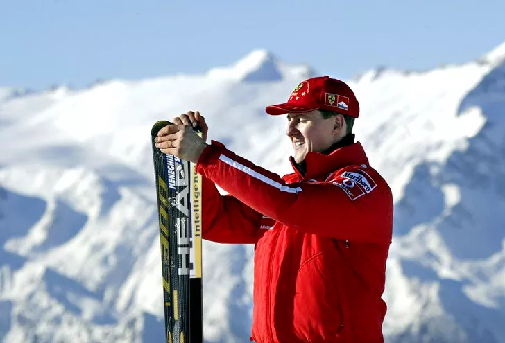 Schumacher pasionat de schi. Această pasiune i s-a dovedit fatală. Pe 20 decembrie 2013 viaţa lui Schumacher s-a ruinat