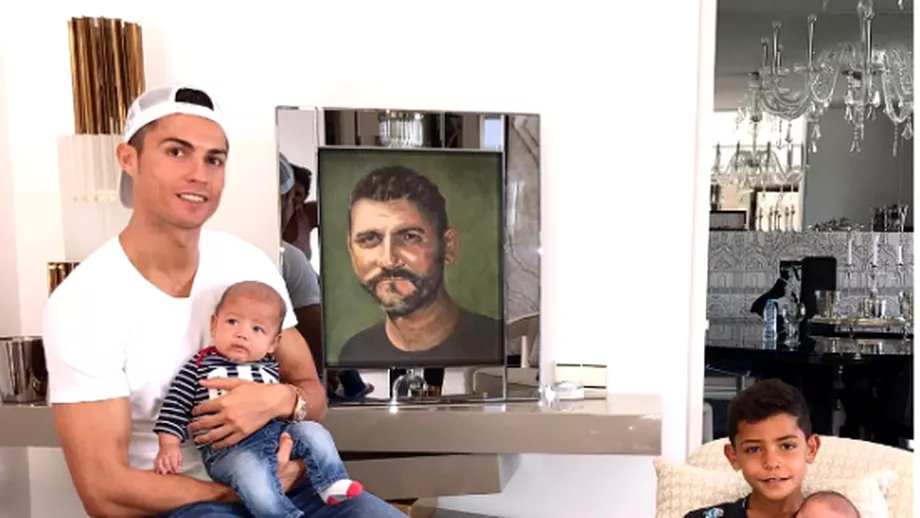 FOTO Primele imagini cu Cristiano Ronaldo sotia si toti copiii lui