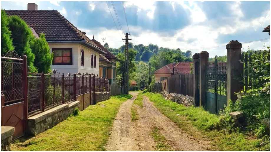 Satul din Romania care detine ceva unic in lume Din pacate soarta i sa schimbat in rau dupa Revolutie