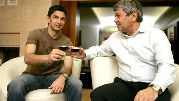 Răzvan și Mircea Lucescu ciocnesc un pahar de vin