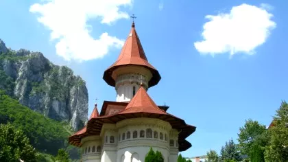 Mănăstirea Râmeț. O oază de liniște și rugăciune în inima Munților Apuseni