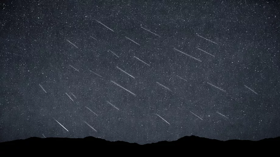 Se apropie Perseidele spectacolul unic intrun an Ploaie de meteoriti in noaptea de vineri spre sambata