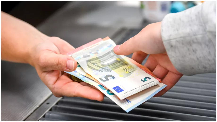 Curs valutar BNR miercuri 8 noiembrie 2023 Euro a scazut dolarul a crescut Evolutia principalele valute la mijloc de saptamana Update