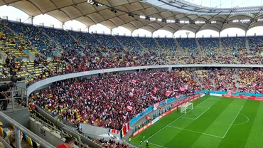 Cainii au luat cu asalt Arena Nationala Atmosfera senzationala creata de cei peste 25000 de oameni prezenti in tribune la meciul Dinamo  FC Arges Foto