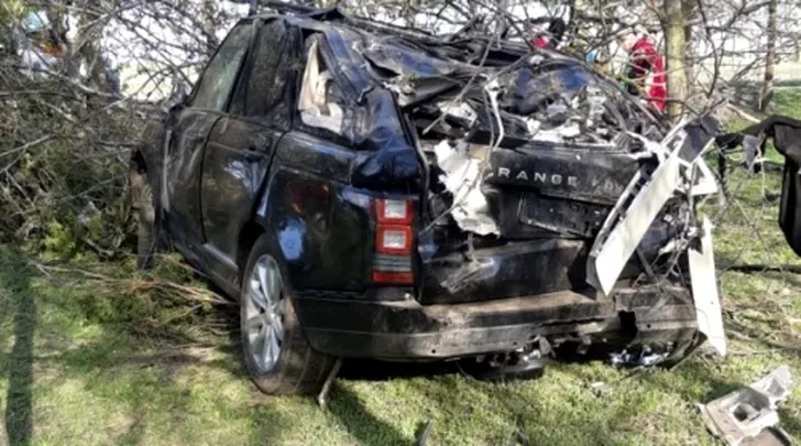 Mașina lui Răzvan Ciobanu s-a făcut praf în urma accidentului din zona Săcele