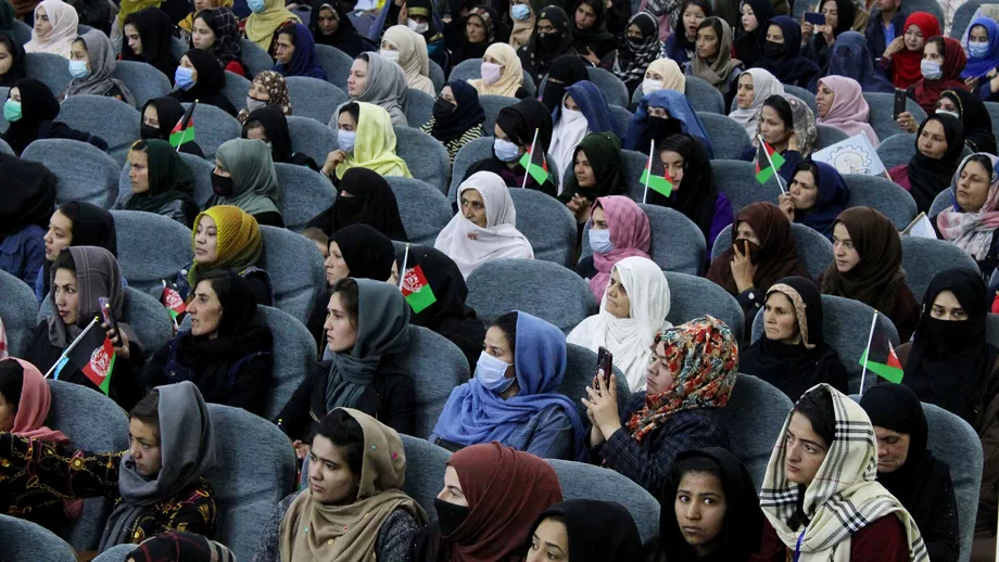 Ce prevede Legea Sharia in privinta drepturilor femeilor Pedepse aspre impuse de talibani in Afganistan