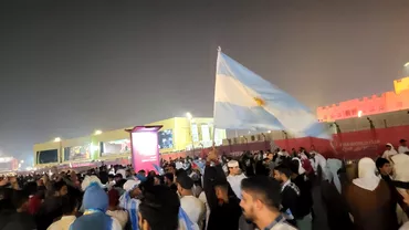 Nebunie in Doha dupa ce Argentina a castigat titlul mondial Fanii sudamericani au celebrat alaturi de localnici care sarbatoreau ziua nationala Foto si video exclusiv