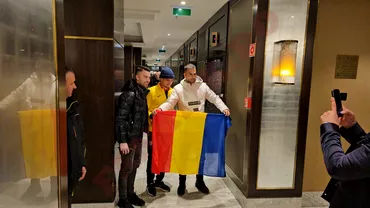 Momente emotionante cu Ianis Hagi si fratii selectionerului Edi Iordanescu la hotelul nationalei Video