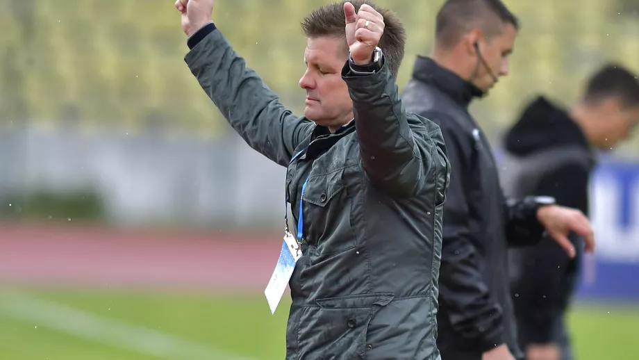 Oficial Dusan Uhrin este noul antrenor al lui Dinamo Cand va conduce primul antrenament Update exclusiv