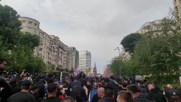 Toate informatiile despre derbyul Dinamo  CSA Steaua Sanctiunile Jandarmeriei dupa incidentele provocate de fani Zeci de suporteri au fost retinuti