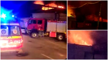 Incendiu violent la Pitesti Zeci de persoane evacuate dintrun restaurant
