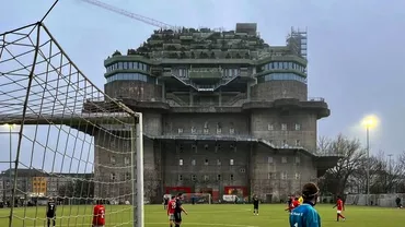 Stadionul din Germania care are in loc de peluza un imens buncar nazist Ce echipa joaca acolo