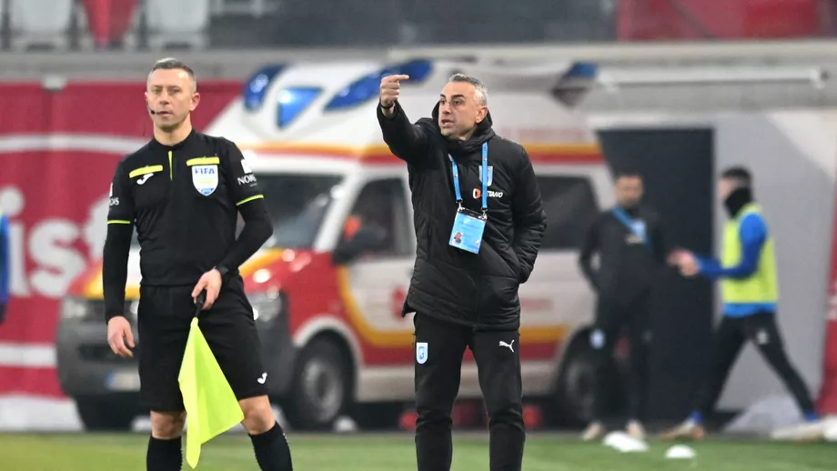 Petev anunta revenirea unui fotbalist de baza inainte de FC Botosani  Universitatea Craiova Ce calcule sia facut