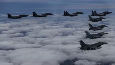 Tensiuni in estul Asiei Avioane de razboi ale Chinei si Rusiei au intrat in zona de aparare aeriana a Coreei de Sud