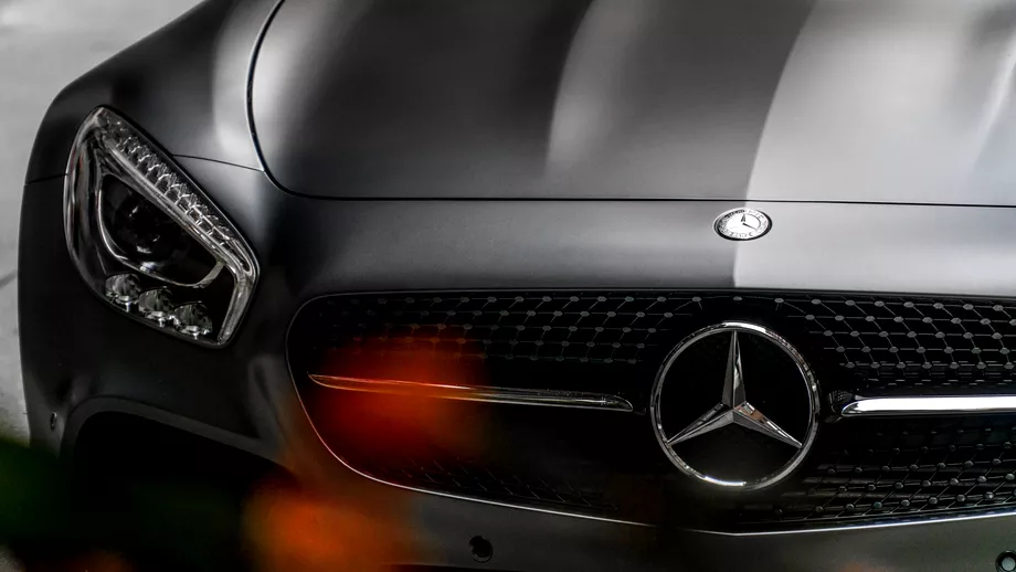 Mercedes cheama in service aproape 300000 de masini din cauza unor probleme la frane Ce modele sunt vizate