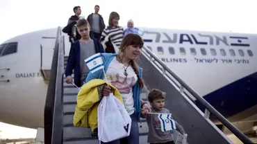 Mii de evrei parasesc statul condus de Putin de frica persecutiei De fiecare data cand se intampla ceva in Rusia membrii comunitatii sunt mereu in pericol