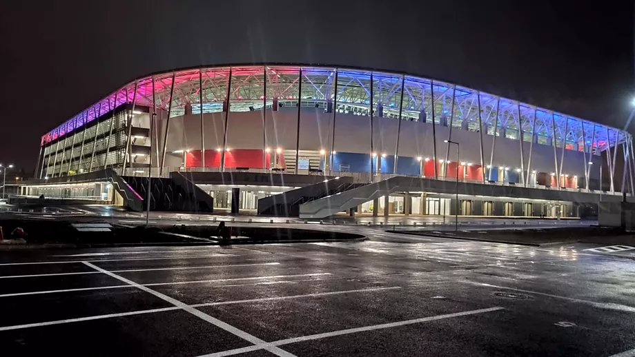 Stadionul Steaua este aproape gata Cum arata arena din Ghencea pe timp de noapte Video