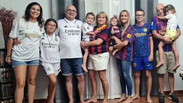 Familia impartita in doua de El Clasico Eu tin cu Real Madrid sotia cu Barcelona La fel si copiii nostri
