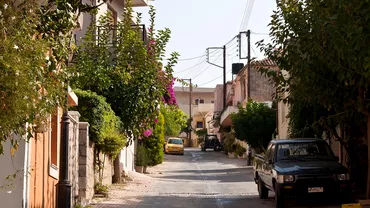 Ce fac hotii cu masinile pe care le fura din Grecia Marturia unui roman pagubit