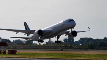 Compania aeriana care intra miercuri in greva Mii de zboruri vor fi afectate