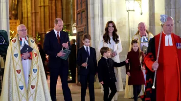 Printul Louis a facuto din nou A atras toata atentia asupra lui la concertul de Craciun al lui Kate Middleton