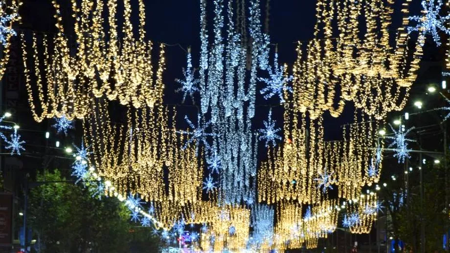 Cand se vor aprinde luminitele de Craciun in Bucuresti anul acesta Primaria Capitalei a anuntat data