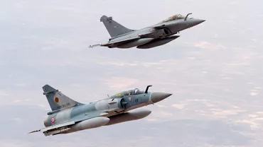 Tensiuni in Marea Neagra Doua avioane ale armatei franceze urmarite de aeronave de razboi din Rusia Video