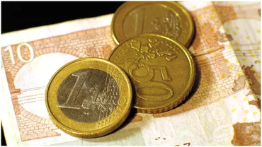 Curs valutar BNR joi 19 octombrie Euro la un pas de maximul istoric Update
