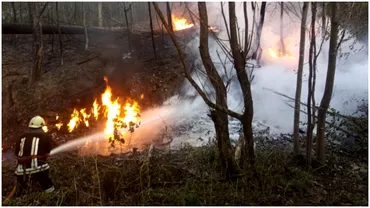 Incendiu puternic in Ucraina O conducta de petrol sa spart exista oameni raniti Video