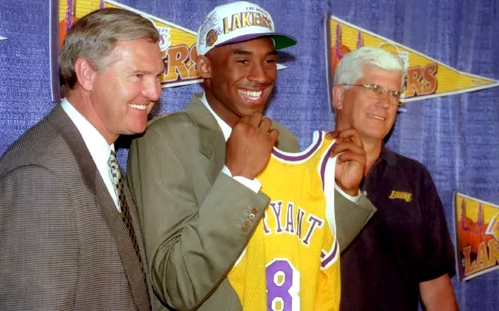 Transferuri istorice în NBA. Kobe Bryant a fost pariu câștigător al lui Jerry West la LA Lakers. A fost adus la numai 17 ani