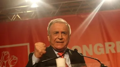 Sloganurile decisive la alegeri. Cum a devenit președinte Iliescu