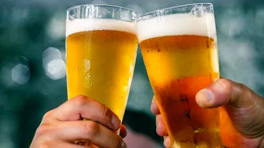 Cea mai scumpa bere din lume Este ireal cat a platit un barbat pentru o sticla