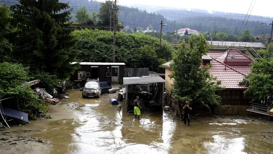 Vesti bune pentru romanii afectati de inundatii Cati bani pot primi de la stat in 2022 Sumele majorate considerabil