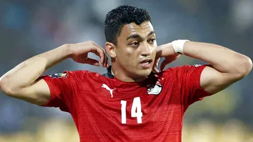 Atacantul Egiptului Mostafa Mohamed de la Galatasaray sia trimis o sosie la examenele de la facultate si a plecat la Cupa Africii Politia din Cairo a deschis o ancheta