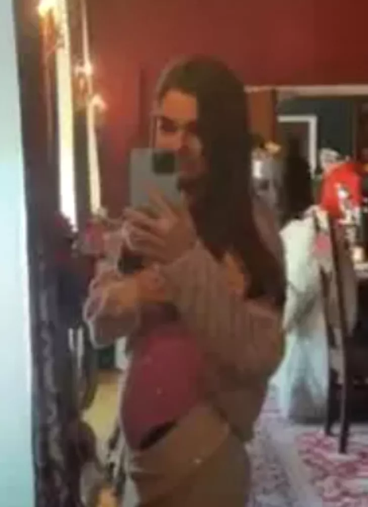 Theo Rose, prima imagine cu burtica de graviduță. Sursă foto: Instagram 