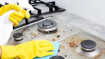 Cum sa cureti aragazul si cuptorul usor si rapid Remediul eficient in doar 15 minute