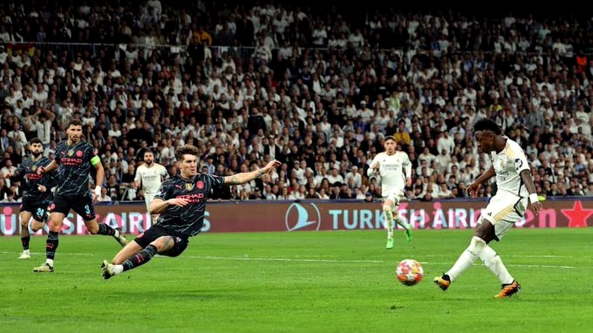 Ilie Dumitrescu, fascinat de recitalul dat în Real Madrid – Manchester City 3-3: „Un meci senzațional”