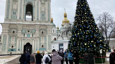 Ucraina sarbatoreste Craciunul pentru prima data pe 25 decembrie Zelenski lea transmis un mesaj special cetatenilor