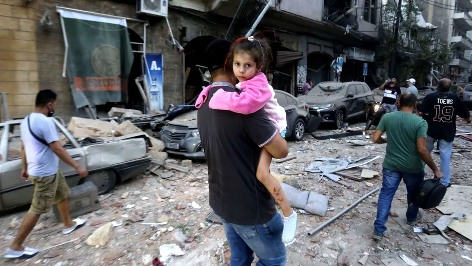 Explozie la Beirut Bilantul oficial al deflagratiei cel putin 137 de morti si 5000 de raniti Guvernul libanez cere ajutor financiar UPDATE  Banca Mondiala BM e pregatita sa mobilizeze resurse pentru a ajuta Libanul