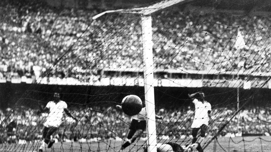 Meciul care a indoliat o tara intreaga Mondialul din 1950 singurul turneu fara finala jucata Eu Papa si Sinatra am redus Maracana la liniste