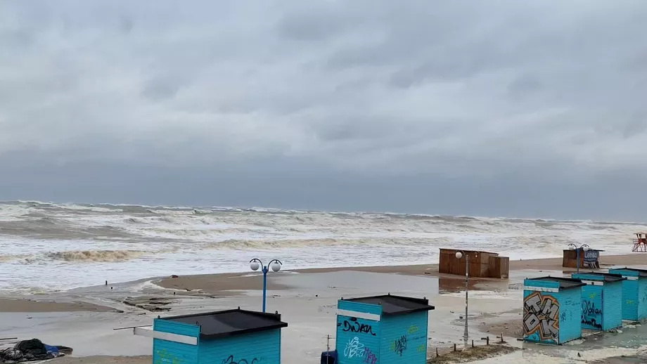 Romania lovita de storm surge Ce este fenomenul iesit din comun care a facut ravagii pe litoral Sunt pagube mari