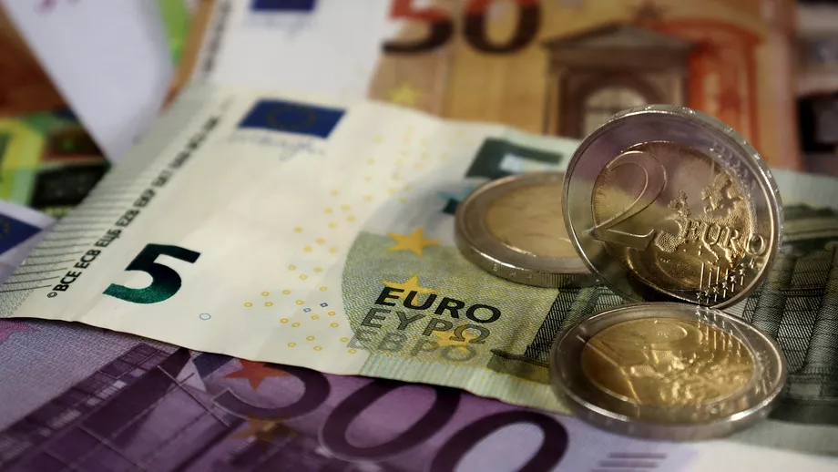 Curs valutar BNR azi vineri 27 august 2021 Care este cotatia monedei euro Update