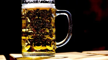 Cate calorii are o bere de fapt Iti poate ruina sau nu o dieta de slabit