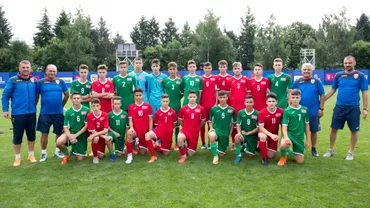 Tabara de vara FRF a atras juniori de la marile cluburi din Europa Vrem sa jucam pentru Romania