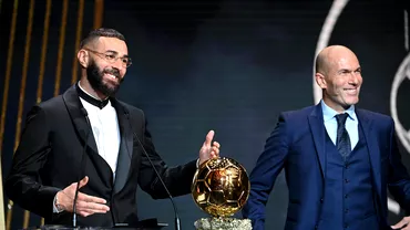 Karim Benzema a castigat Balonul de Aur 2022 A primit trofeul la Paris chiar de la Zinedine Zidane Video