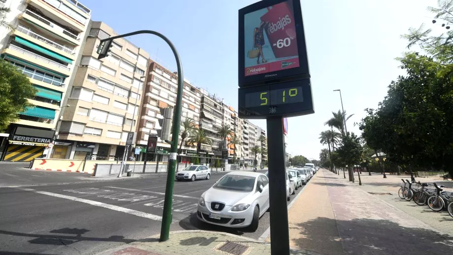 Cod rosu de canicula in Franta si Spania Europa lovita de un val saharian Temperaturi record pe continent