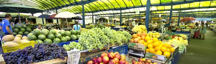 Prețurile în piețe la legume și fructe au crescut cu 20%! Piață