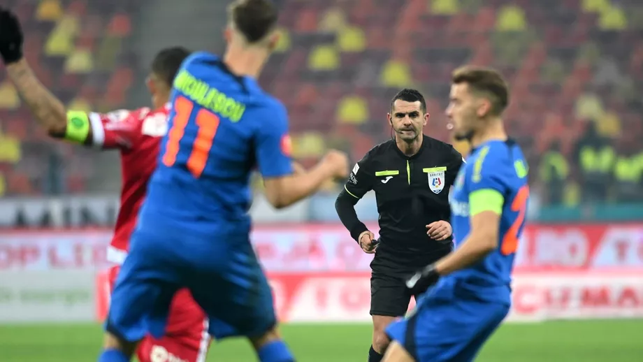 FCSB doua schimbari la pauza derbyului cu Dinamo Creditul lui Miculescu a tinut doar 45 de minute